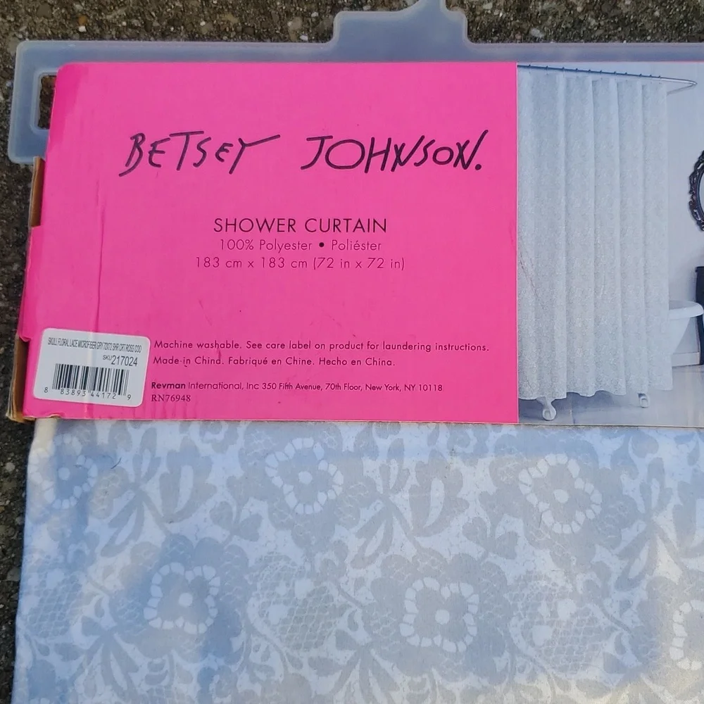 Betsey Johnson new betsey